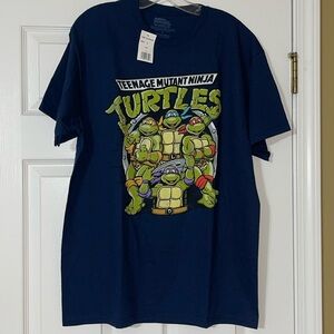 NWT Teenage Mutant Ninja turtles tshirt L